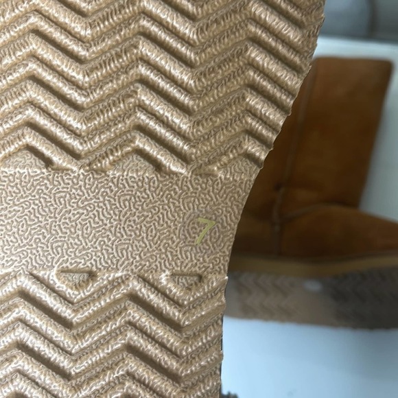 Kemi Classic Katie Four Toggle Winter Snow Boots - Picture 6 of 11